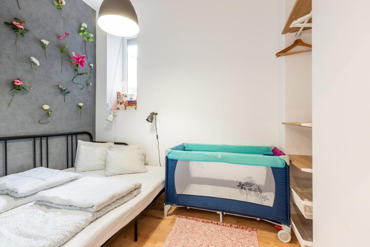 Apartament Industrial Style With Ac Steps To Gozsdu *